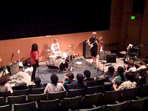 Thomas Erak jamming with Advanced Rock Band studen...