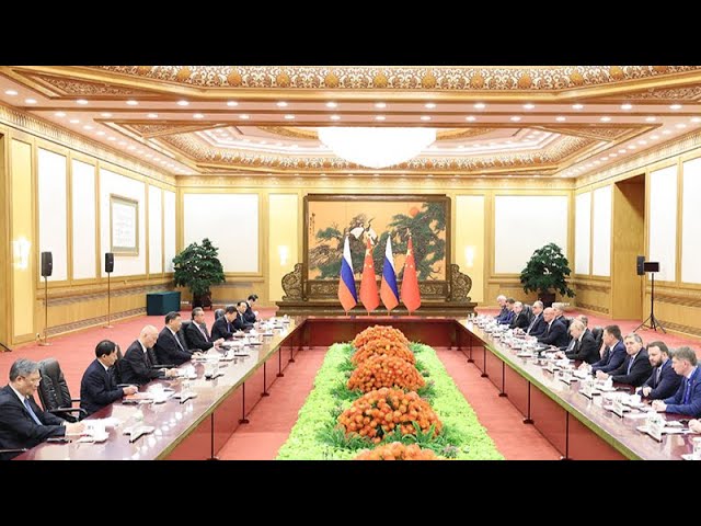 Xi Jinping y Putin mantienen conversaciones en Beijing