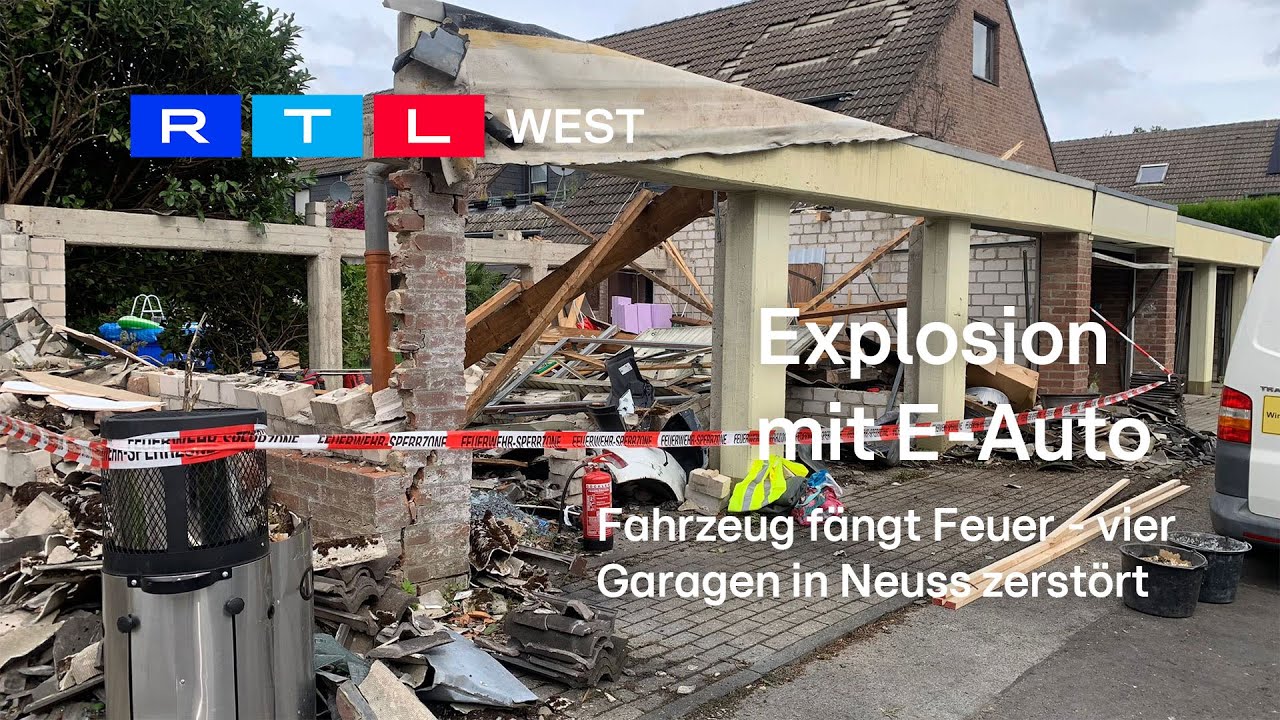 Explosion mit E-Auto: Fahrzeug fängt Feuer – vier Garagen in Neuss zerstört | RTL WEST, 28.08.2023