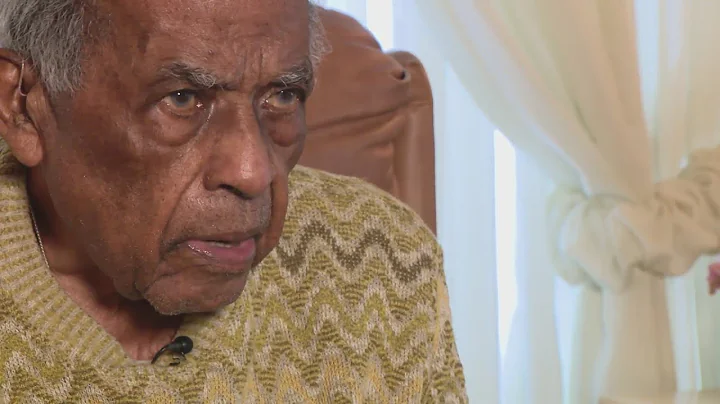 Chicago native, WWII vet reflects on turning 100: ...