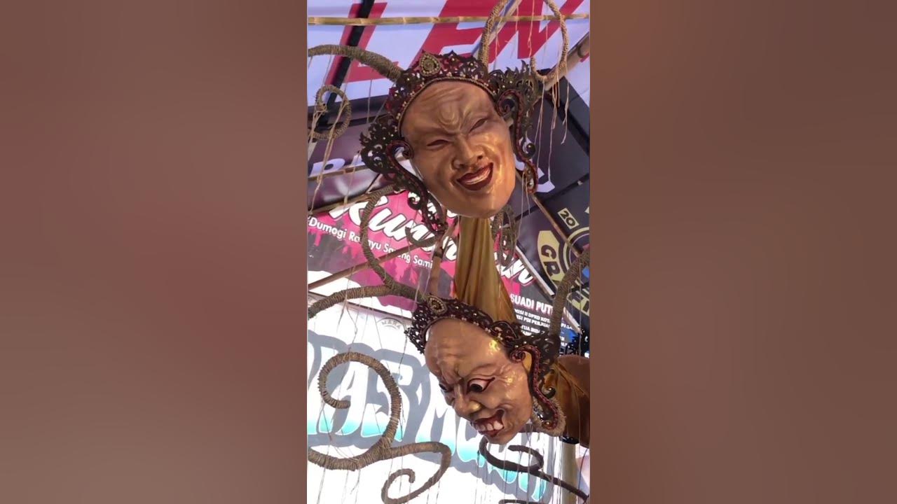 Бада бас. Бада бас. Бада бас. Бада бинг сопрано. Бада бинг сопрано.