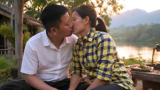 Ly Thi Nu made CEO Duong extremely happy with the surprise gift of a kiss that Ly Thi Nu gave him... screenshot 5