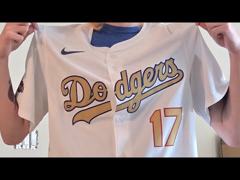 Unboxing the 2025 Los Angeles Dodgers Gold Collection Shohei