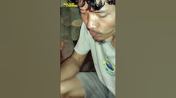 Musim hujan gini enaknya makan singkong rebus. #shorts #shortsfeed #singkongrebus #hujan