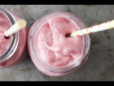 how-to-make-strawberry-and-banana-smoothies---by-one-kitchen-episode-544