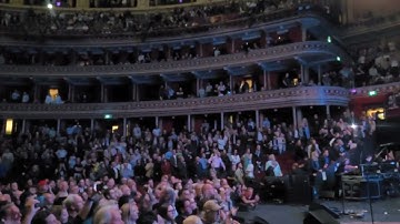 Jeff Beck Tribute RAH 22.05.2023: Moon River. Eric Clapton with Jeff Beck.