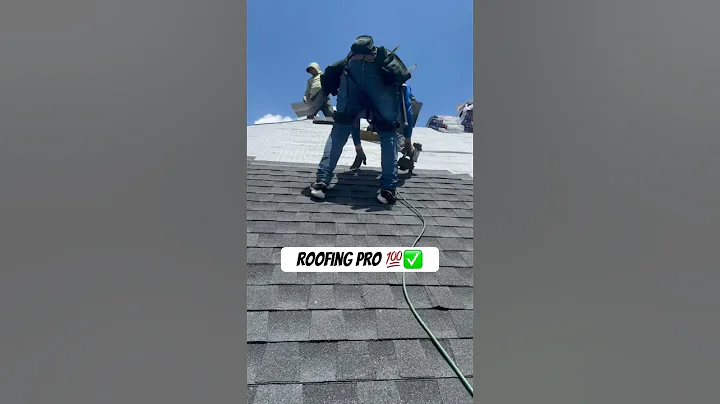 Roofing pro 💯✅#roofing #roofer #roofers #tools #work #construction #repair #dyi #shorts #video