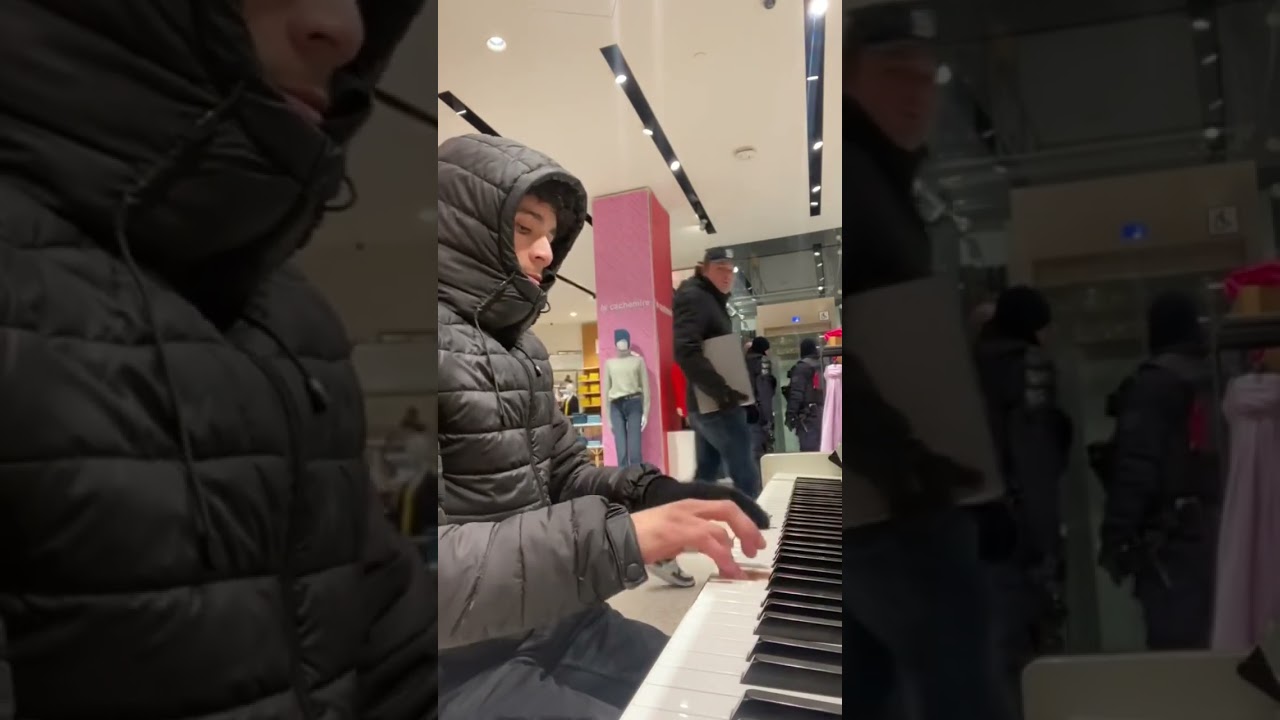 Je jouais du ninho au piano 