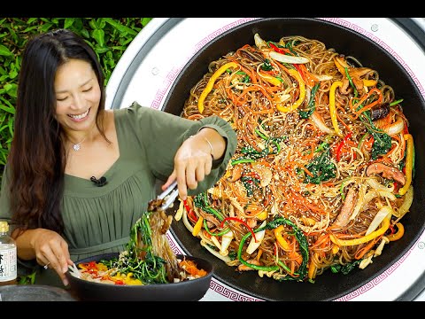 Korean’s One of the Most Delicious Noodles Vegetarian Japchae | Seonkyoung Longest