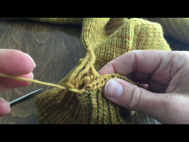 Jeny's Surprisingly Stretchy Bind Off (JSSBO) for knitting, 3 ways! 