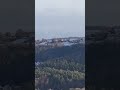 Ein wenig Schnee liegt noch oben.