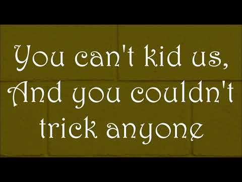 Arctic Monkeys - Old Yellow Bricks lyrics