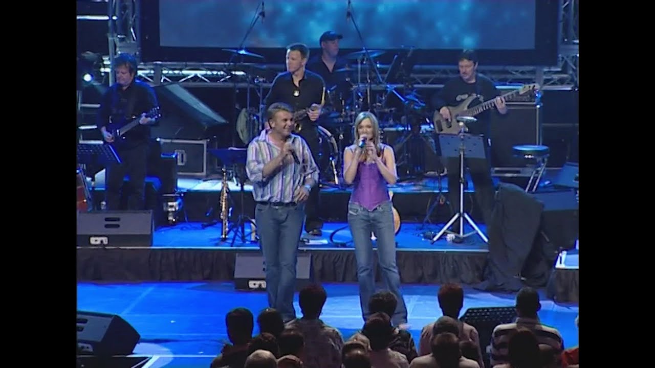 THEUNS JORDAAN, JUANITA DU PLESSIS - Finale Medley THEUNS JORDAAN, JUANITA DU PLESSIS - Finale Medley