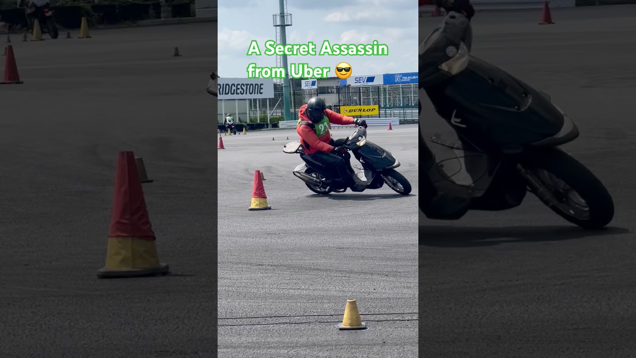 This scooter is absolutely INSANE! Mr. Yoshikawa w/ ZZ
