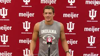 Charlie Becker talks Josh Hoover chemistry, his leadership role in 2026 and more