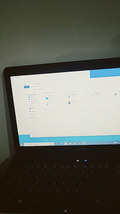 Download lagu Running Windows 10 on a Compaq Presario CQ61 episode 1