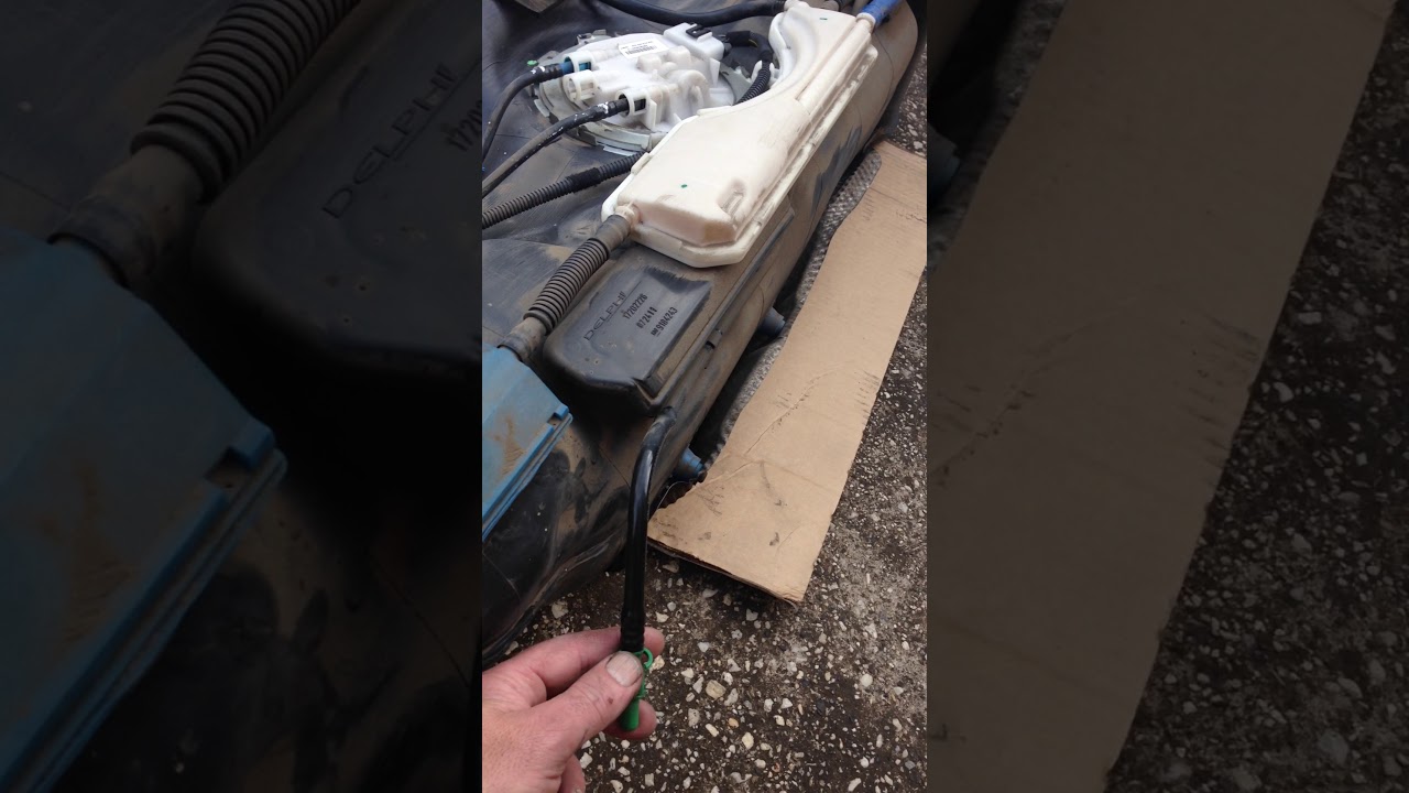 How to replace fuel pump on a Saab 9-3 2005 - YouTube