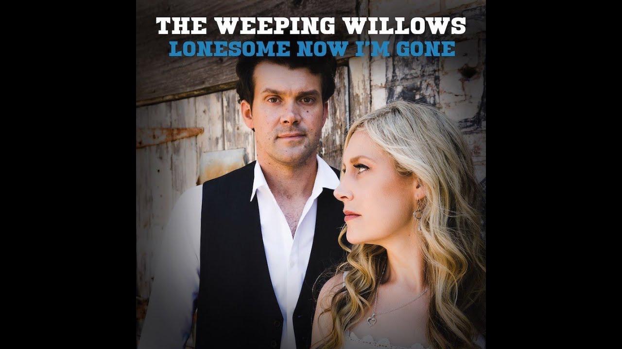 The Weeping Willows share A Moment with Tracy & the Big D on Fraser Coast FM, July 2022