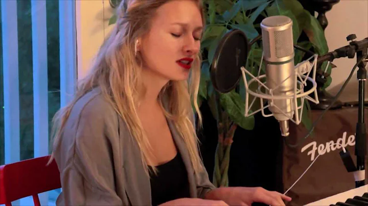 Kathryn McGee - Planes Go Down - Live at Super Meg...