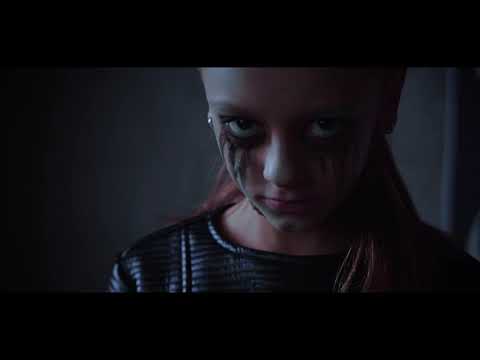 The Revers - Nei pensieri (Official Video)