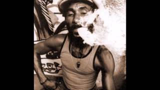 Jimmy Riley & The Upsetters - Darkness In The City