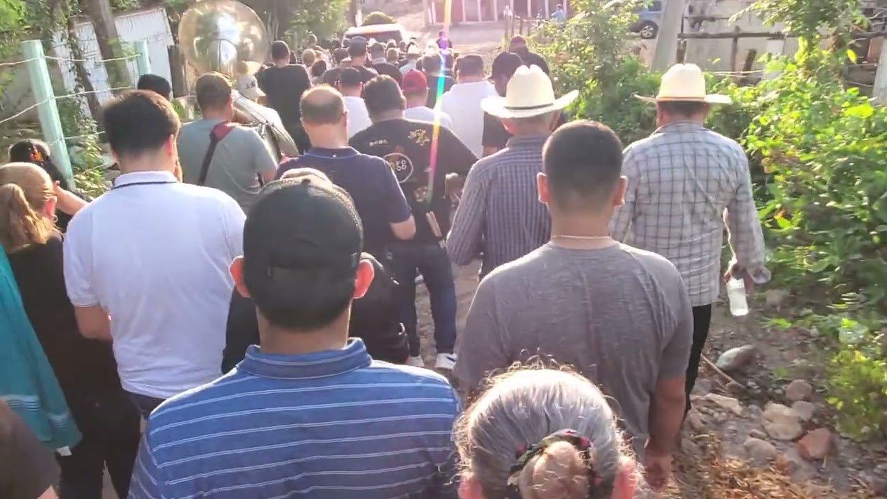 Triste Entierro Con La Banda. El Adios Eterno