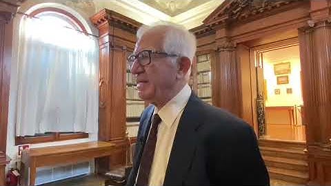 «Հայրենատիրութիւն»՝ փրոֆեսէօր, դոկտ., գրող-հրապարակախօս Յակոբ Այնթապլեանի հետ։