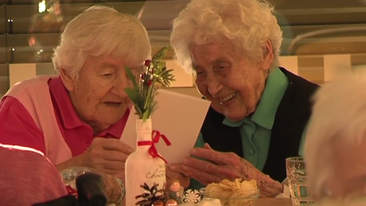 Bolatice ► Vánoční setkání v Domově pro seniory v Bolaticích │ #Hlucinsko.TV │ @TelevizeHlucinsko