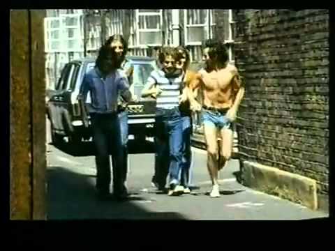 AC-DC Long Way To The Top 1976 - YouTube
