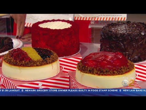 junior's-restaurant-serving-up-iconic-cheesecake