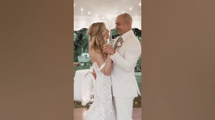 Who's cutting the onions?? The most beautiful toast of love & support I've ever heard #weddingfilm