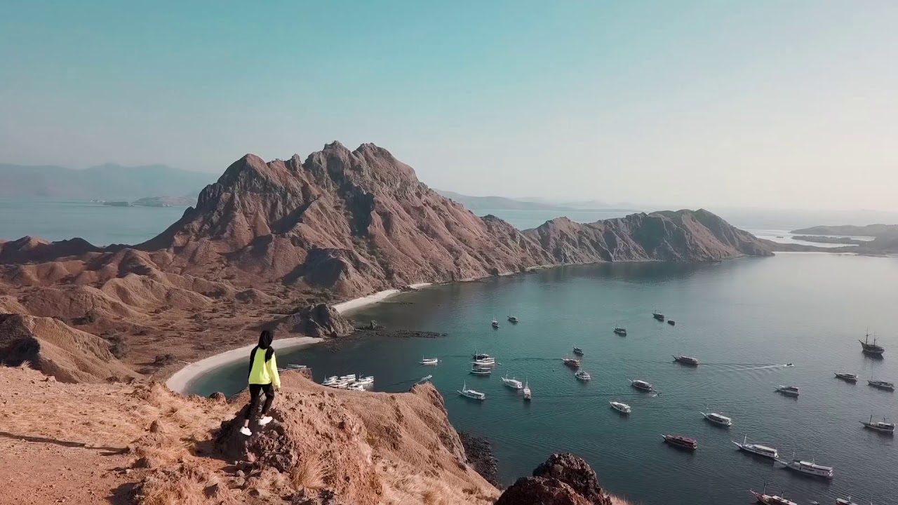 INDONESIA - LABUAN BAJO - YouTube