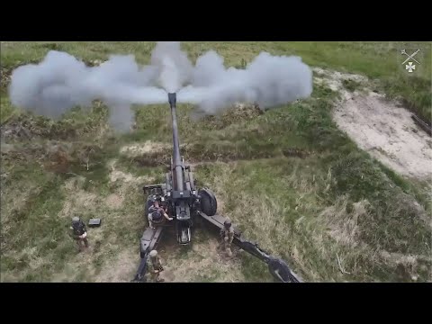 Гаубица выпускается VSEL, Rheinmetall, OTO Melara и Japan Steel Works (по лицезии)