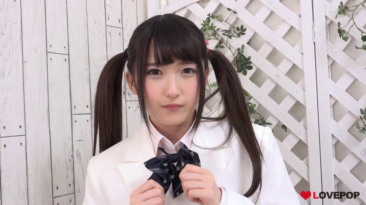 【鵜久森ほの】可愛い制服でコスプレ撮影♪【LOVEPOP】