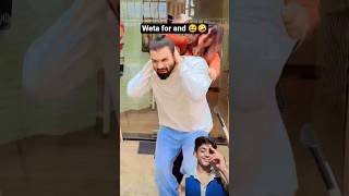 गर्लफ्रेंड को बनाया वेटर लेकिन CCTV ने खोल दी पोल! 😱 फिर पत्नी ने पति को बीच रास्ते कूटा 🤣 #shorts