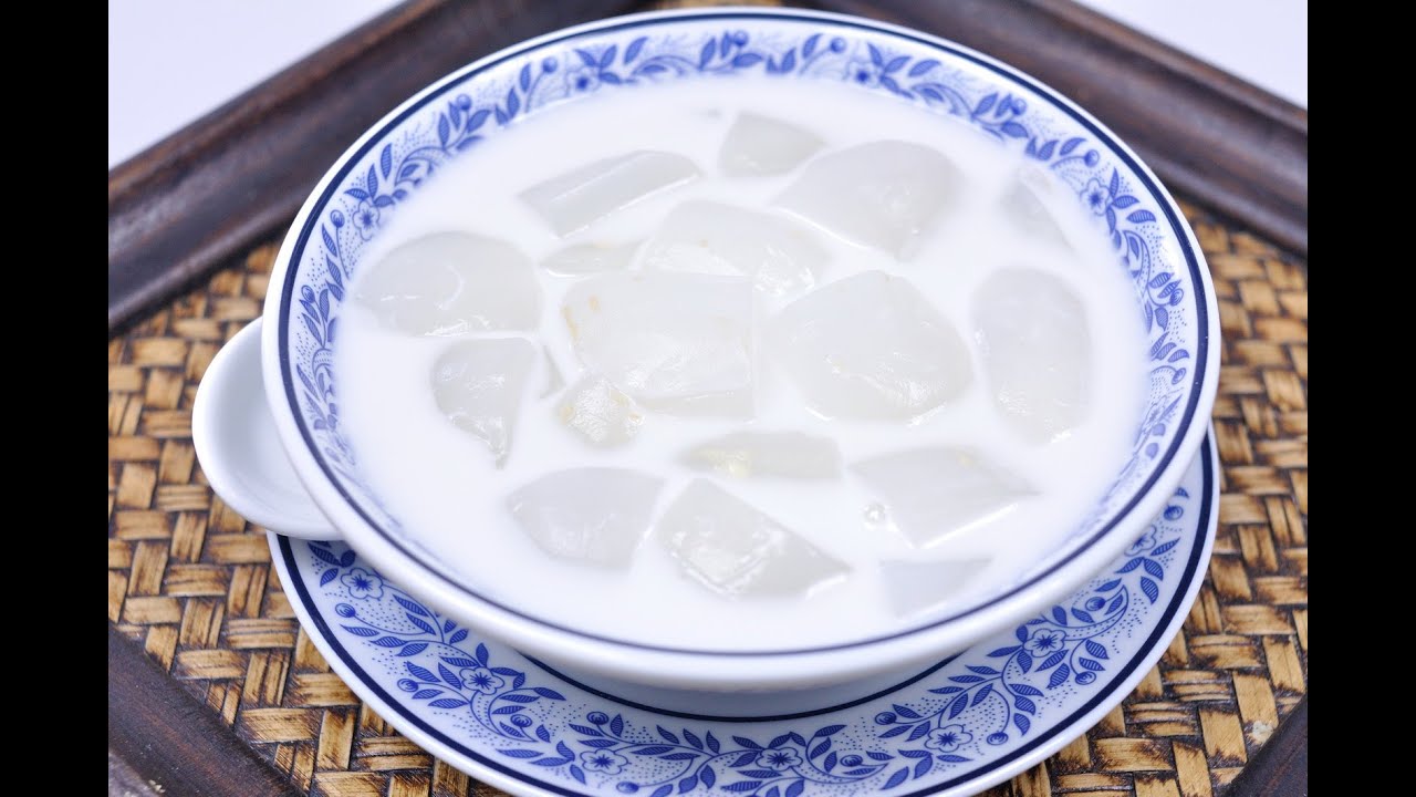Toddy Palm in Coconut Milk (Thai Dessert) – Luk Tarn Buat ลูกตาลแกงบวด