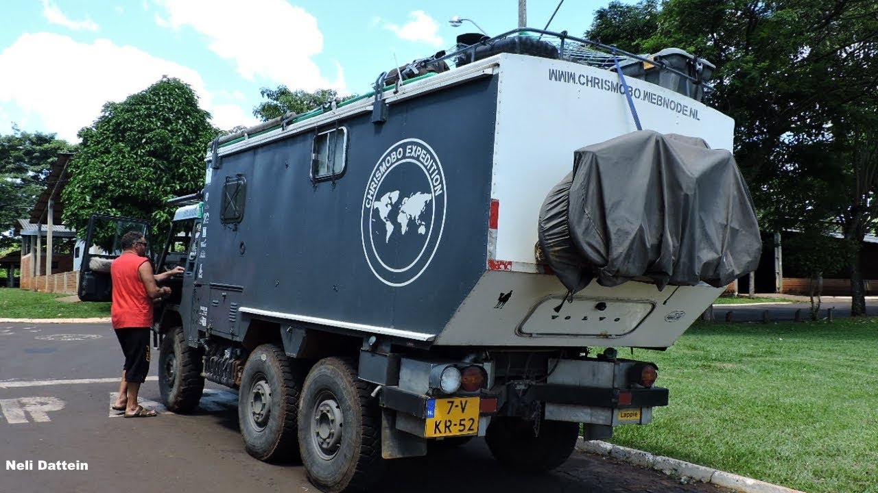 Motorhome offroad Volvo TGB 1314 6 x 6, Ano 1979 - Holandeses Chris e Monique.