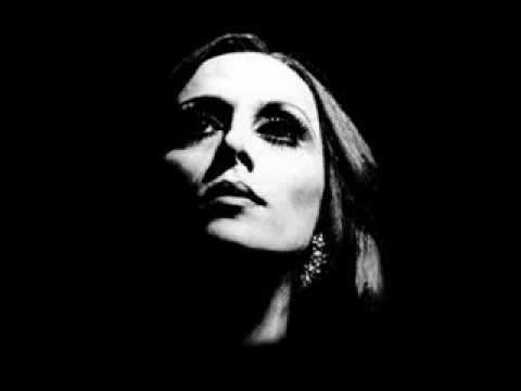   لا تسألوني ما اسمه حبيبي
