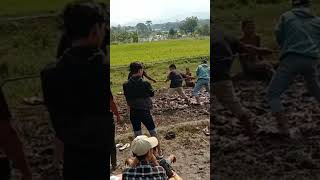 Semangat trus Bspak Bapaknya....