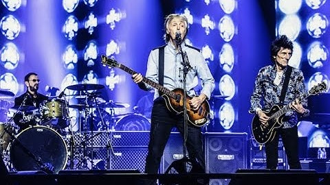 Paul McCartney, Ringo Starr & Ronnie Wood perform 