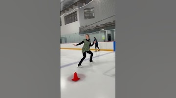 Simple jump example salchow #figureskating #iceskating #skating #jump #fun