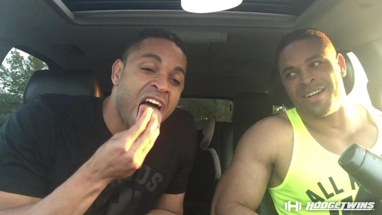 Arby's Loaded Italian Sandwich Food Review @Hodgetwins