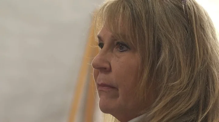 Court clerk in Alex Murdaugh murder case pleads guilty, avoids jail