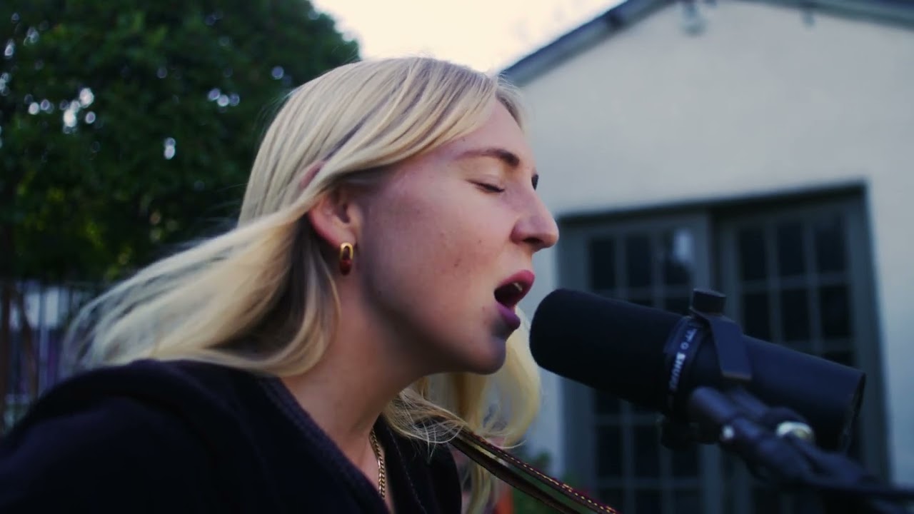 "Arrows" Erisy Watt Live at The Greenhouse