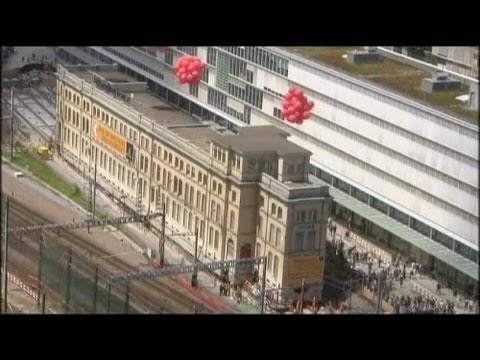 Vidéo: Impressionnante Maison S à Zurich par Nimmrichter Cda