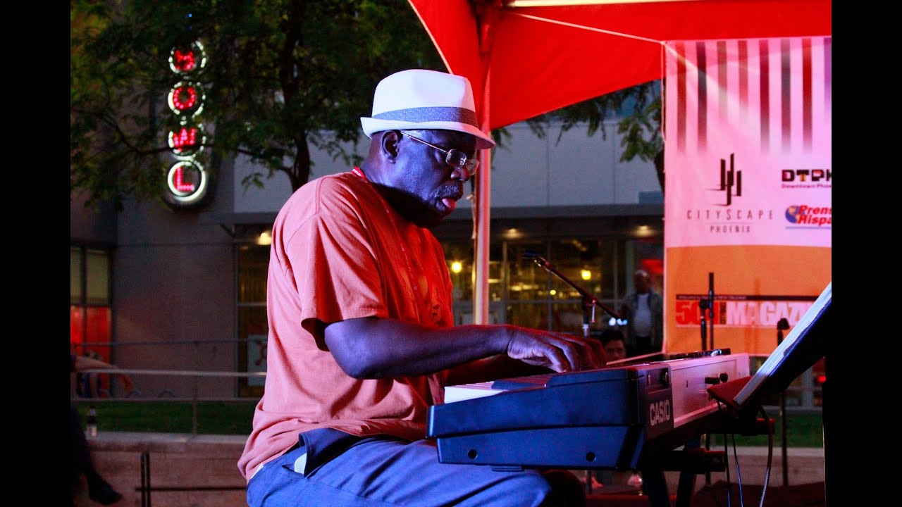 Doc Jones is on Channel 3 promoting the Scottsdale Jazz Festival. - YouTube