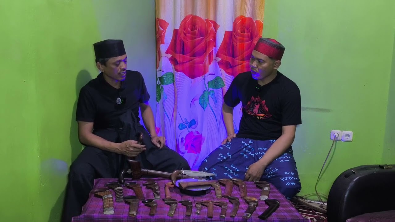 Mereview Koleksi Badik Makassar milik Warga Gowa yang juga pemerhati pusaka
