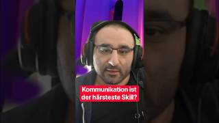 League of Legends: Kommunikation ist der härteste Skill! #shorts
Kommunikation ist King! Wenn der Gegner flankt, ein Trade stattfindet und Nash nicht vergessen werden darf. Ein guter Call kann das Spiel drehen, aber nur mit Teamwork. #PlayersHUB #LeagueOfLegends #RiotGames #Tryndamere #SplitPush #TeamCommunication #Gaming League of Legends: Kommunikation ist der härteste Skill! #shorts