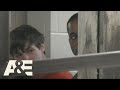 60 Days In: Smoke Break in Matt's Cell (Season 6) | A&E