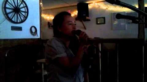 Karaoke Singer Linda McKinney